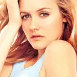 Alicia Silverstone Bra Size, Age, Weight, Height, Measurements