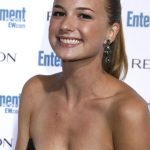 Emily VanCamp Bra Size, Age, Weight, Height, Measurements