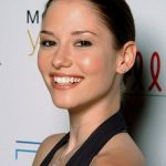 Chyler Leigh Bra Size, Age, Weight, Height, Measurements