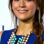 Rashida Jones Bra Size, Age, Weight, Height, Measurements