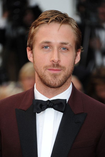 Ryan Gosling Age, Weight, Height, Measurements - Celebrity Sizes