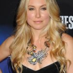 Sarah Carter Bra Size, Age, Weight, Height, Measurements