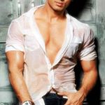 Shahid Kapoor Age, Weight, Height, Measurements