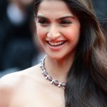 Sonam Kapoor Bra Size, Age, Weight, Height, Measurements