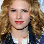 Claudia Lee Bra Size, Age, Weight, Height, Measurements
