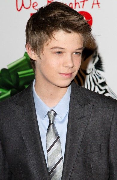 Colin Ford Age Weight Height Measurements Celebrity Sizes