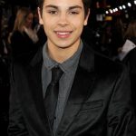 Jake T. Austin Age, Weight, Height, Measurements