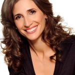 Michaela Watkins Bra Size, Age, Weight, Height, Measurements