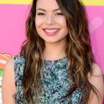 Miranda Cosgrove Bra Size, Age, Weight, Height, Measurements