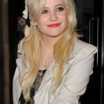 Pixie Lott Bra Size, Age, Weight, Height, Measurements