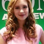 Alexia Fast Bra Size, Age, Weight, Height, Measurements