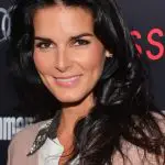 Angie Harmon Bra Size, Age, Weight, Height, Measurements