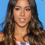 Chloe Bennet Bra Size, Age, Weight, Height, Measurements