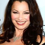 Fran Drescher Bra Size, Age, Weight, Height, Measurements