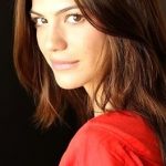 Genevieve Padalecki Bra Size, Age, Weight, Height, Measurements