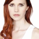 Julie McNiven Bra Size, Age, Weight, Height, Measurements