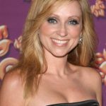 Leigh-Allyn Baker Bra Size, Age, Weight, Height, Measurements