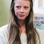 Mia Goth Bra Size, Age, Weight, Height, Measurements