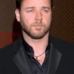 Russell Crowe Age, Weight, Height, Measurements