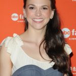 Sutton Foster Bra Size, Age, Weight, Height, Measurements