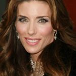 Jennifer Flavin Bra Size, Age, Weight, Height, Measurements