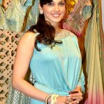 Isha Koppikar Bra Size, Age, Weight, Measurements