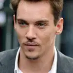 Jonathan Rhys Meyers Age, Weight, Height, Measurements