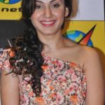 Manjari Phadnis Bra Size, Age, Weight, Height, Measurements