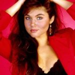 Tiffani Thiessen Plastic Surgery Before and After