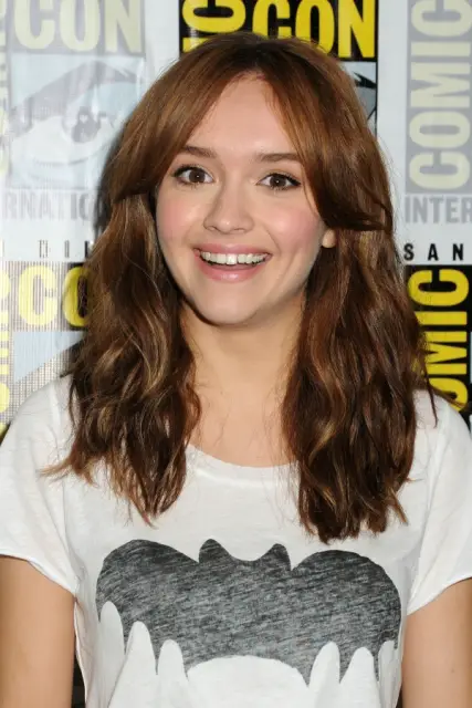 ¿Cuánto mide Olivia Cooke? - Real height Olivia-Cooke