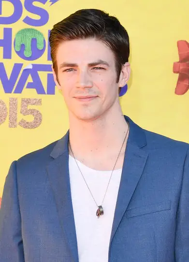 Grant Gustin Age, Weight, Height, Measurements - Celebrity Sizes