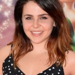 Mae Whitman Bra Size, Age, Weight, Height, Measurements