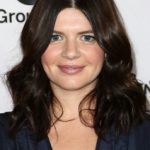 Casey Wilson Bra Size, Age, Weight, Height, Measurements