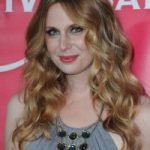 Anne Dudek Bra Size, Age, Weight, Height, Measurements