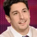 Jason Biggs Age, Weight, Height, Measurements
