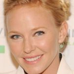 Kelli Giddish Bra Size, Age, Weight, Height, Measurements