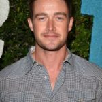 Robert Buckley Age, Weight, Height, Measurements