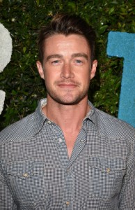 Robert Buckley