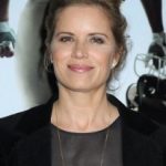 Kim Dickens Bra Size, Age, Weight, Height, Measurements