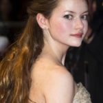 Mackenzie Foy Bra Size, Age, Weight, Height, Measurements