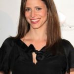 Andrea Savage Bra Size, Age, Weight, Height, Measurements