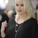 Lily Loveless Bra Size, Age, Weight, Height, Measurements