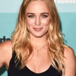 Caity Lotz Net Worth