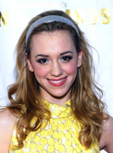 Andrea Bowen