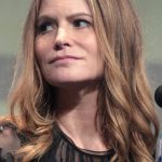 Jennifer Jason Leigh Net Worth