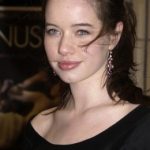 Anna Popplewell Net Worth