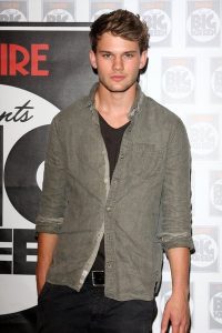 jeremy-irvine