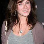 Margo Harshman Bra Size, Age, Weight, Height, Measurements