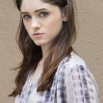 Natalia Dyer Bra Size, Age, Weight, Height, Measurements