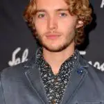 Toby Regbo Age, Weight, Height, Measurements